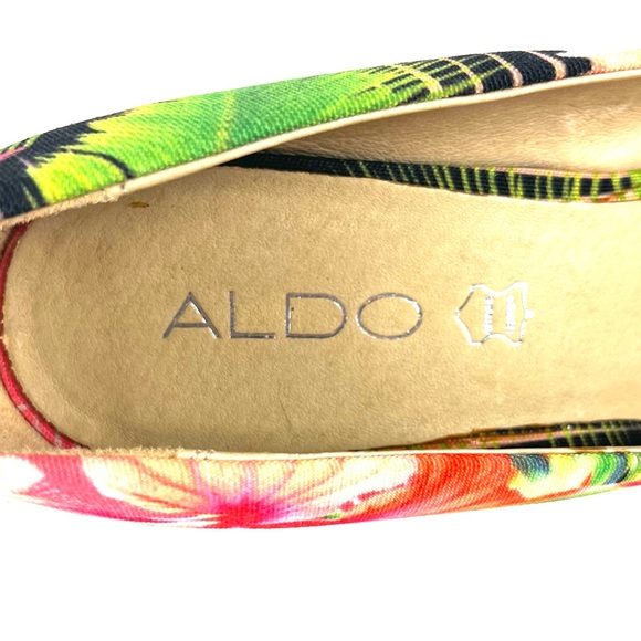Aldo Tropical Print Hazinski Peep Toe Wedges - Picture 6 of 9